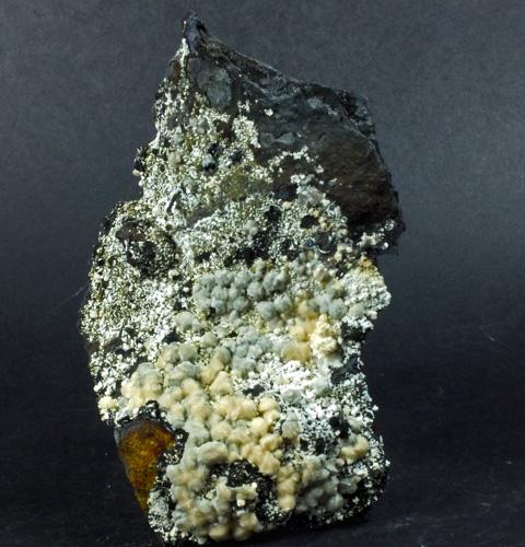 Otavite & Smithsonite On Coronadite