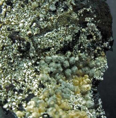 Otavite & Smithsonite On Coronadite