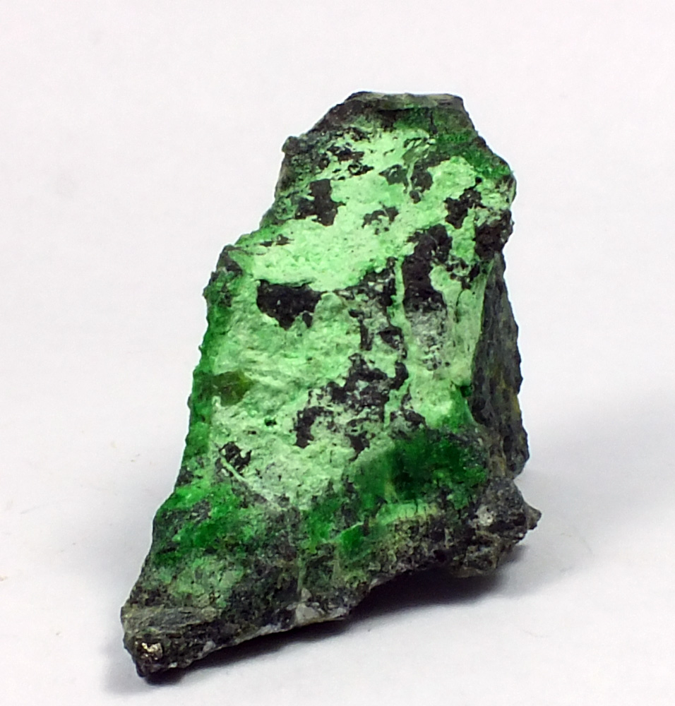 Hellyerite Zaratite & Reevesite