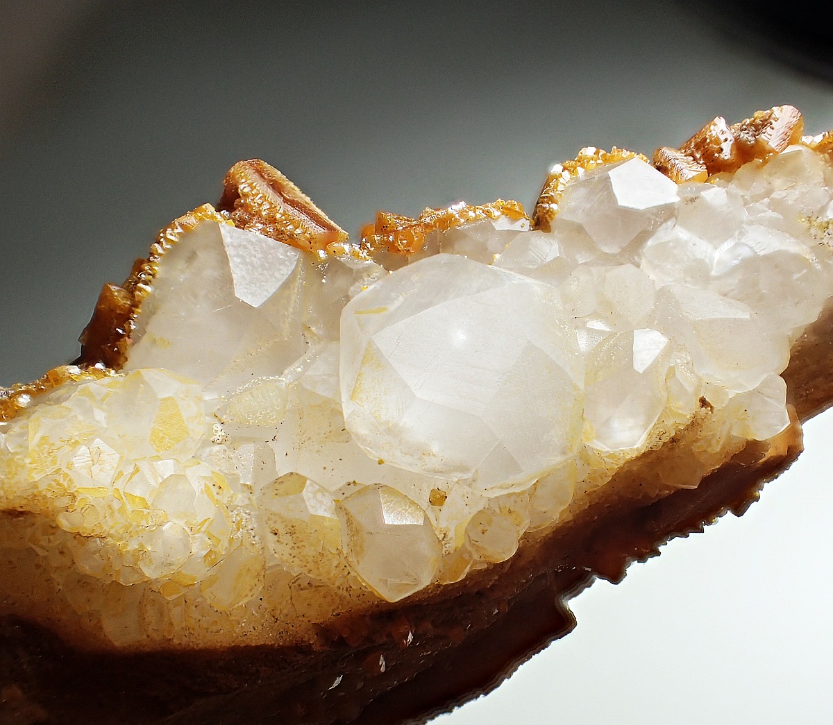 Wulfenite