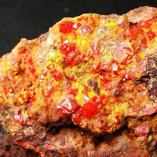 Chromian Wulfenite