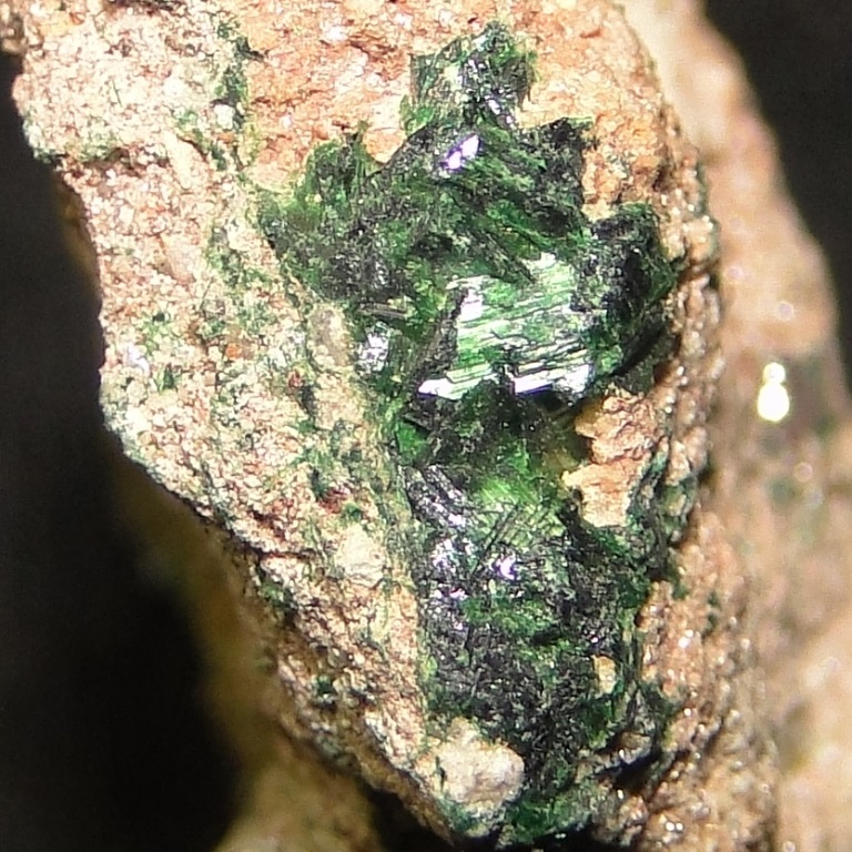 Szenicsite