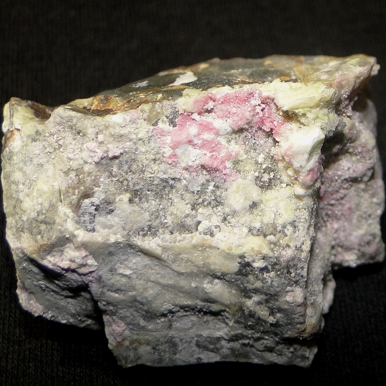 Magnesiokoritnigite