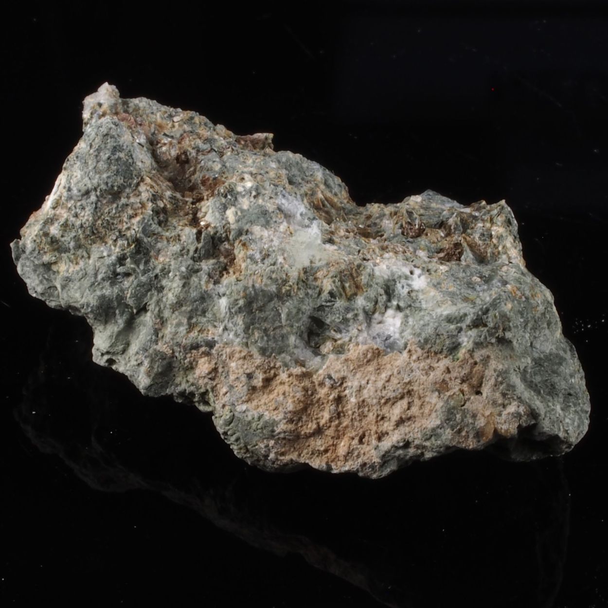 Nabalamprophyllite