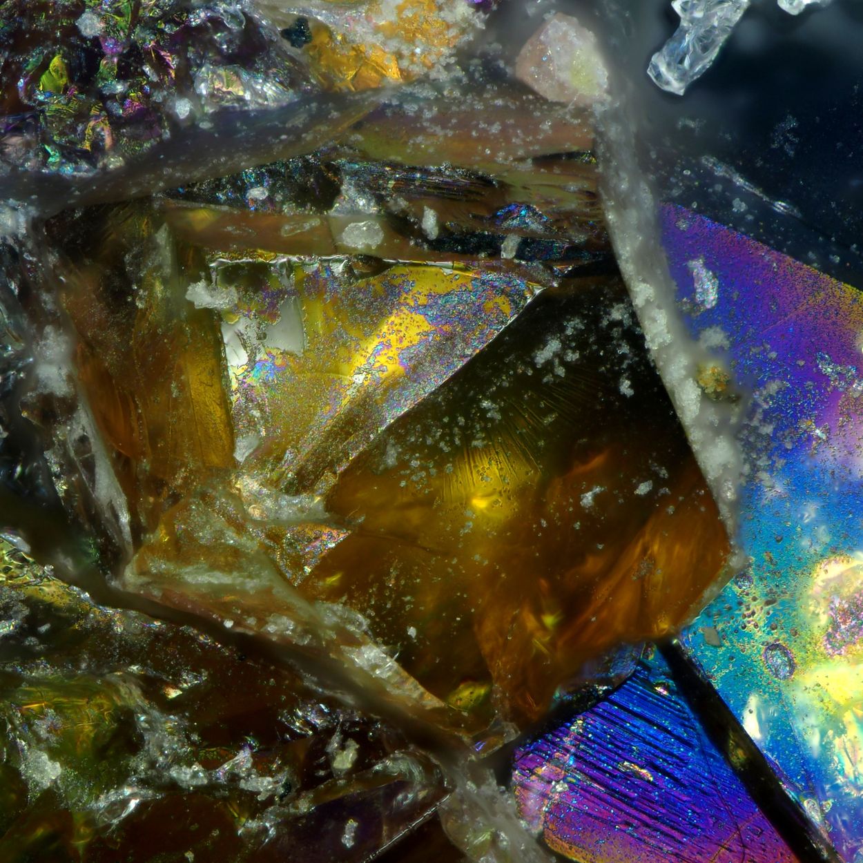 Fluorcalciomicrolite