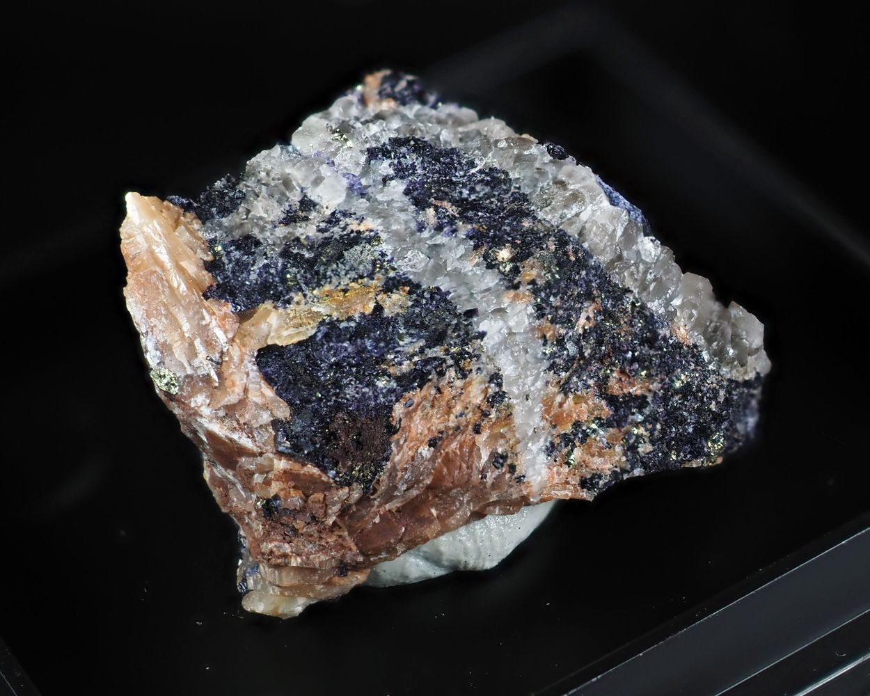 Uranotungstite