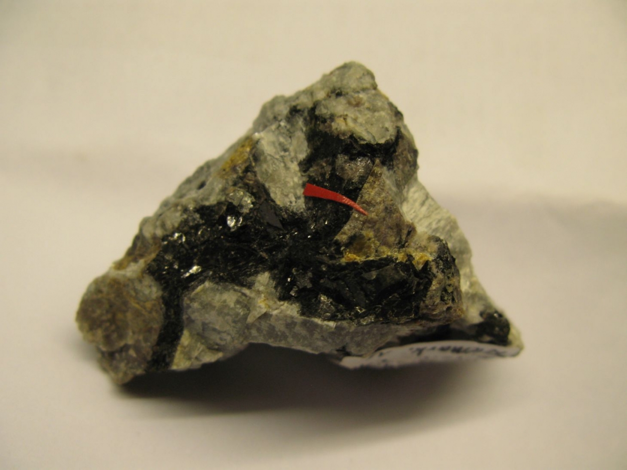 Hiortdahlite & Wöhlerite