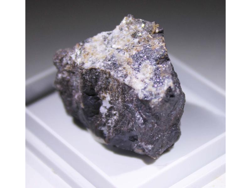 Crednerite