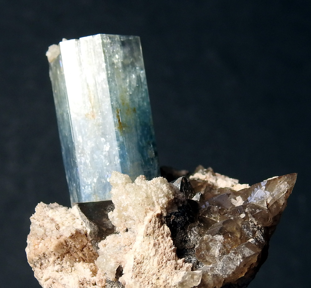 Beryl Var Aquamarine