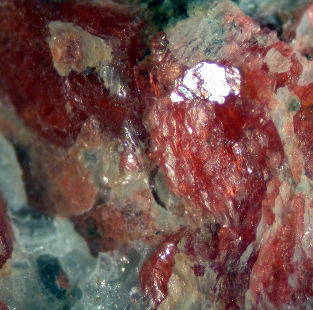 Pellyite Titantaramellite & Gillespite