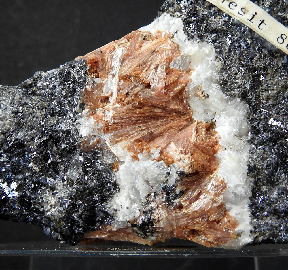 Inesite