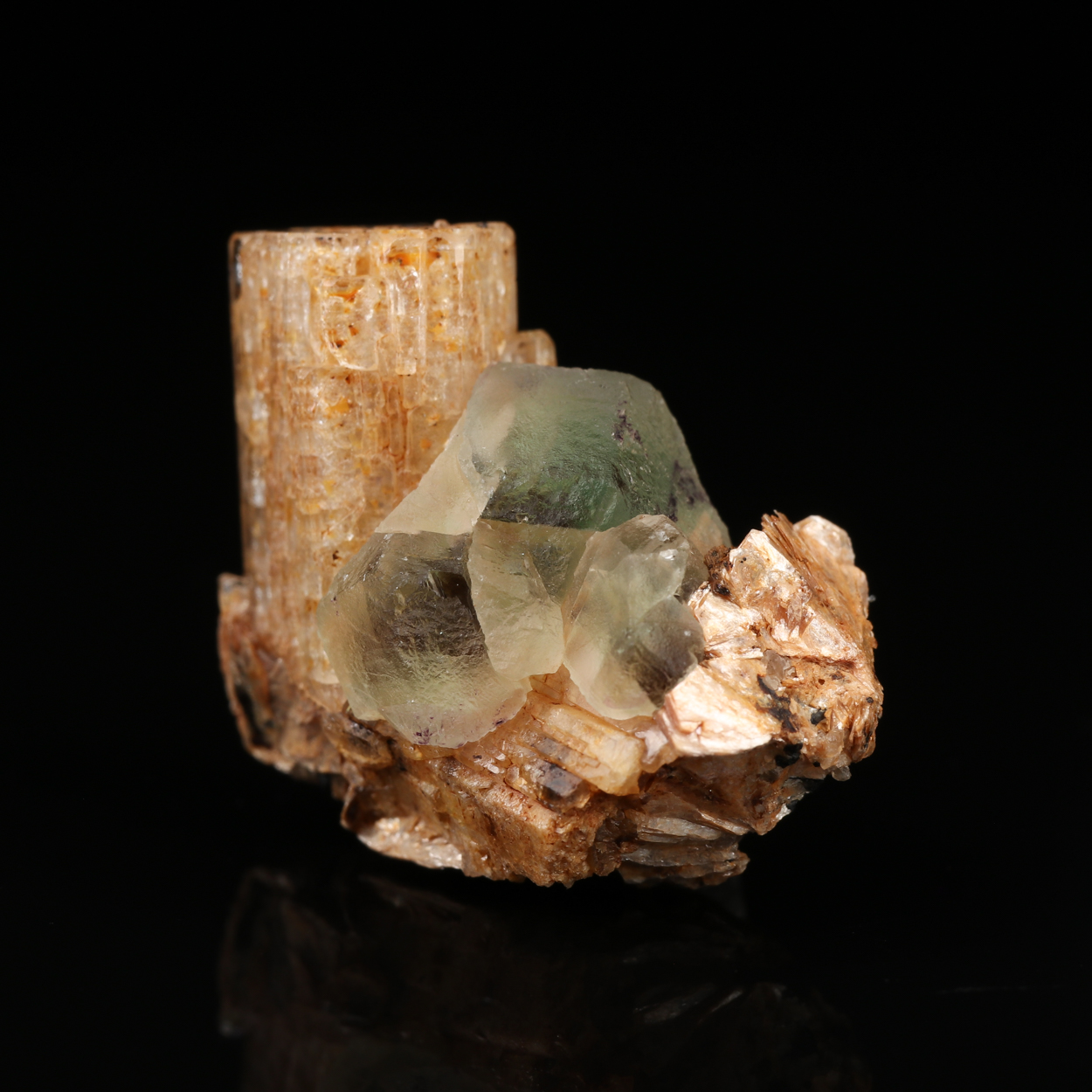 Goshenite With Fluorite & Muscovite