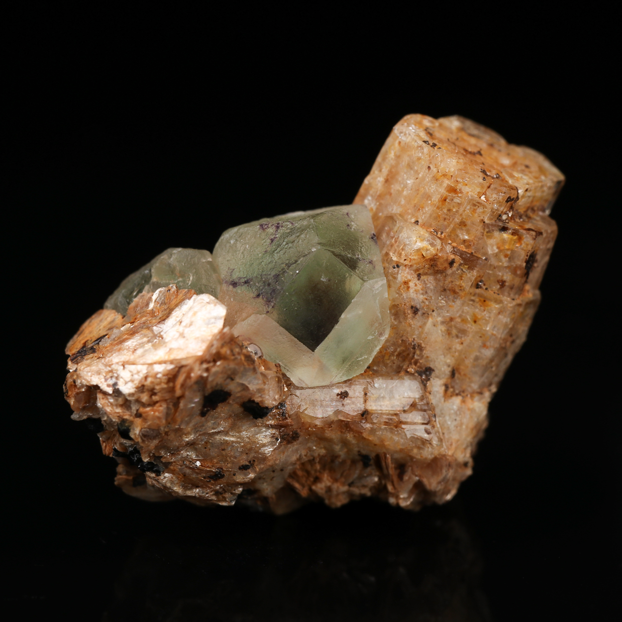 Goshenite With Fluorite & Muscovite