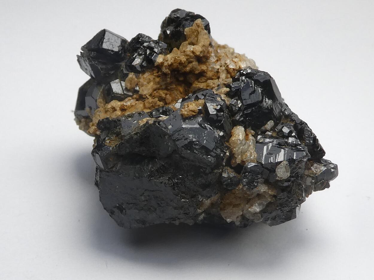 Dravite