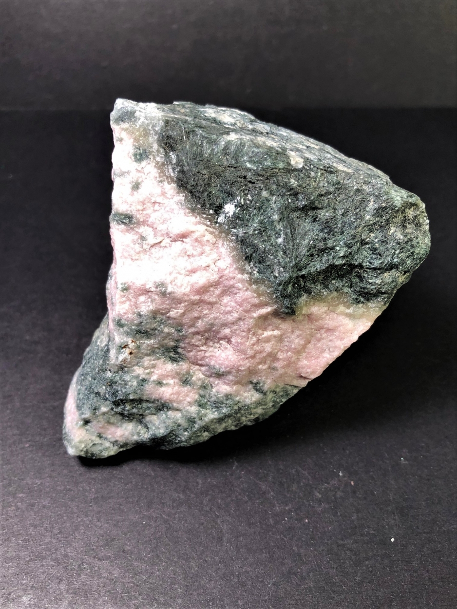 Thulite