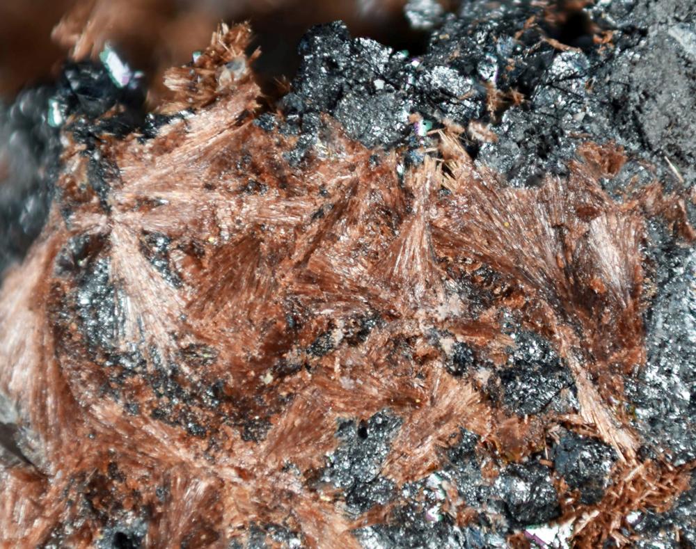 Okhotskite & Macfallite