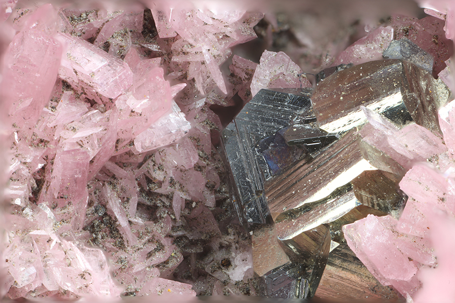 Rhodonite