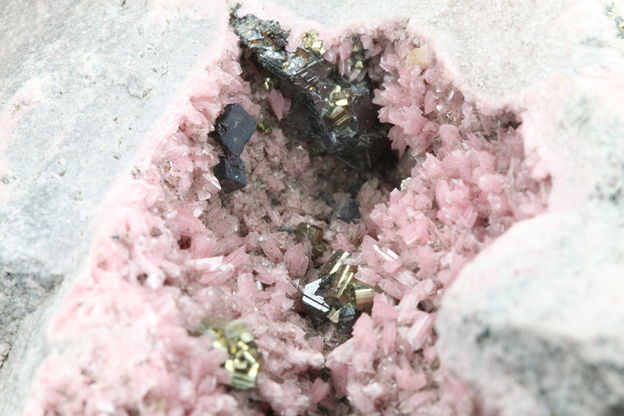 Rhodonite