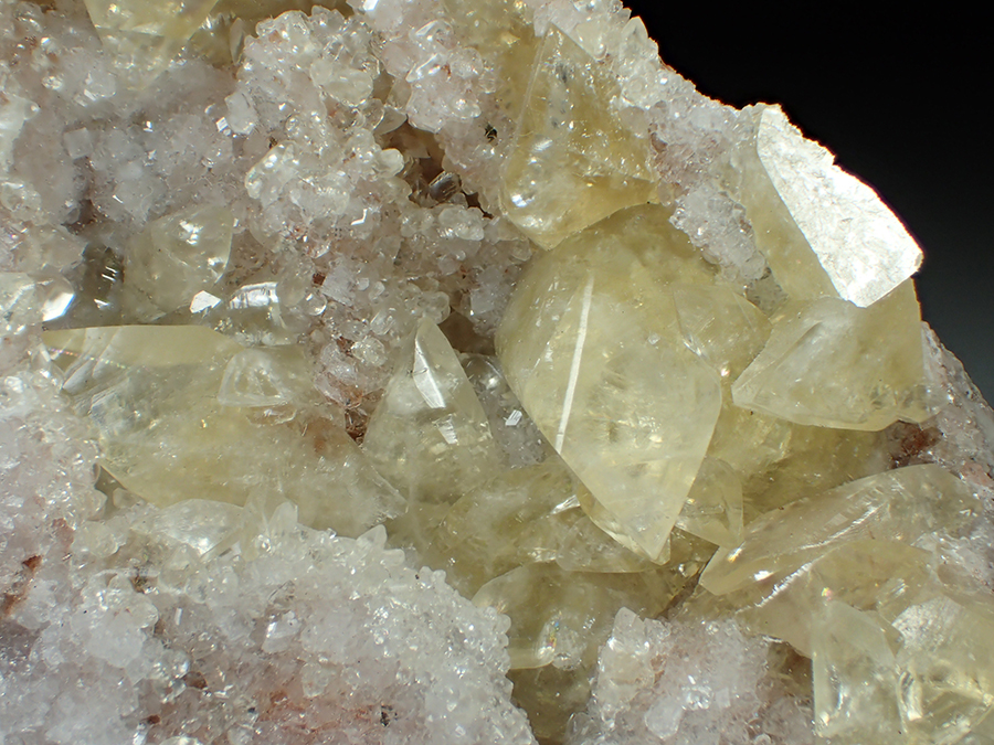 Harmotome & Calcite