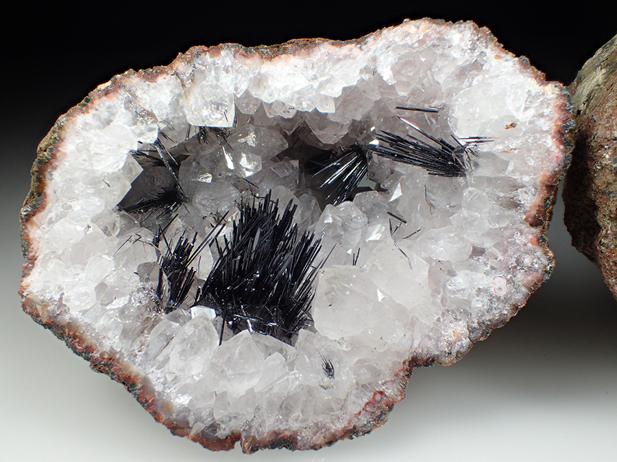 Quartz & Goethite