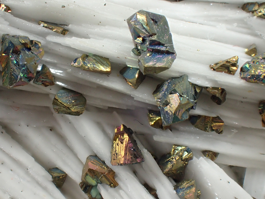 Baryte & Chalcopyrite