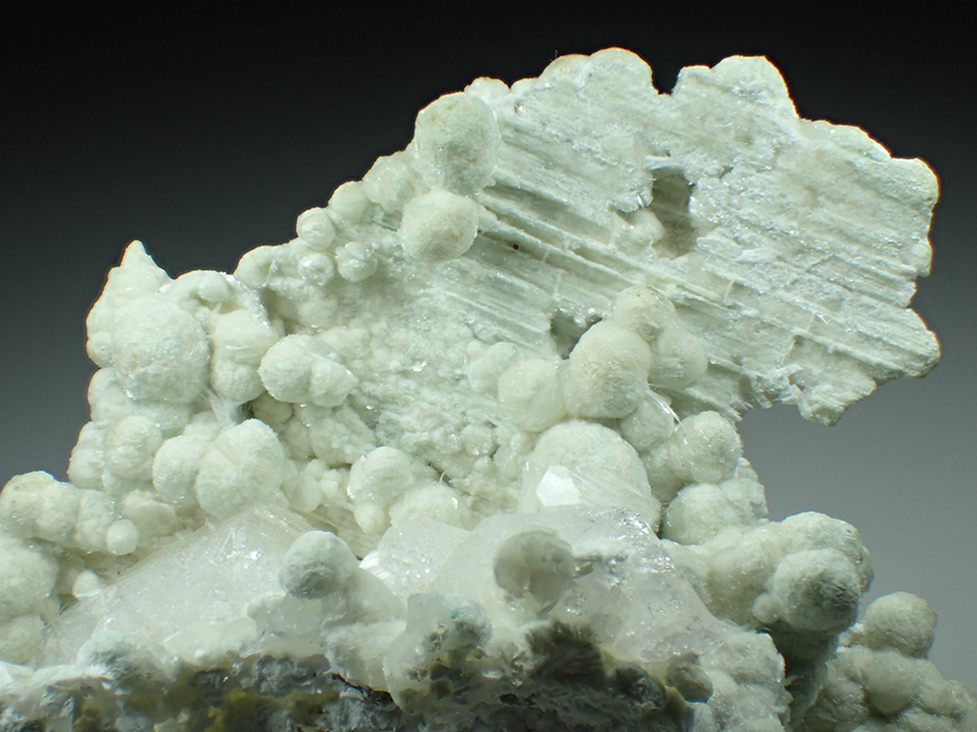 Apophyllite Laumonite & Gyrolite