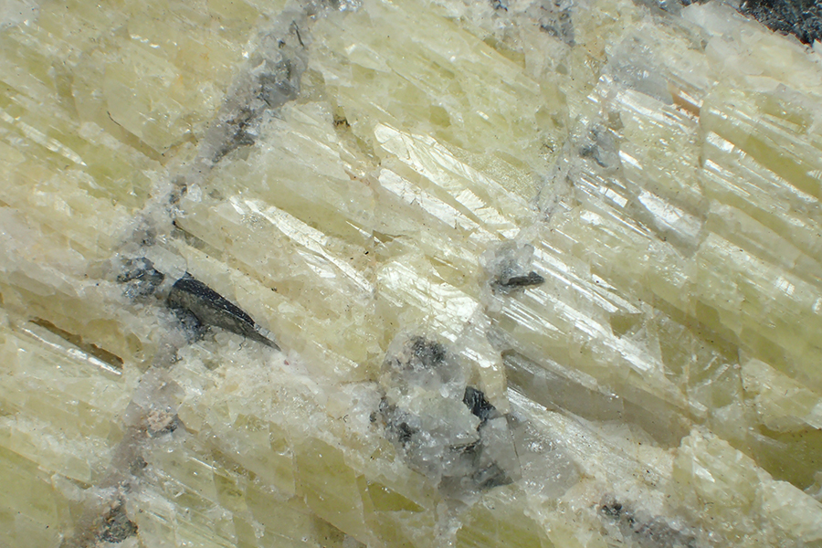 Topaz Var Pyknite & Zinnwaldite