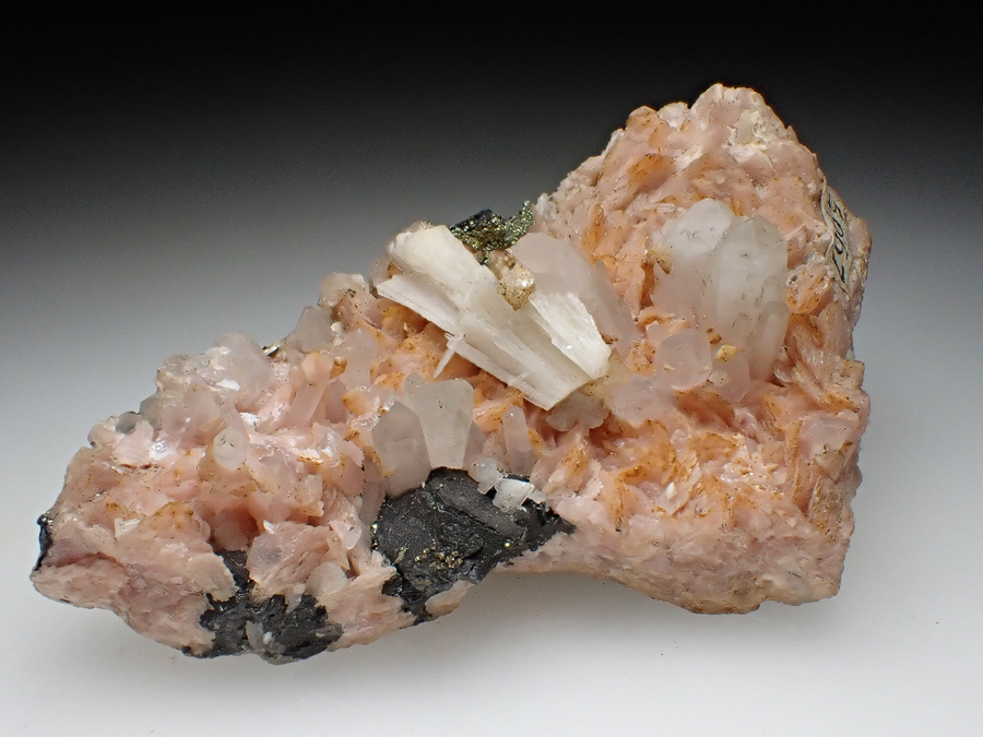 Rhodochrosite & Quartz & Sphalerite