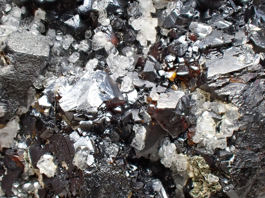 Bournonite & Sphalerite & Calcite & Galena