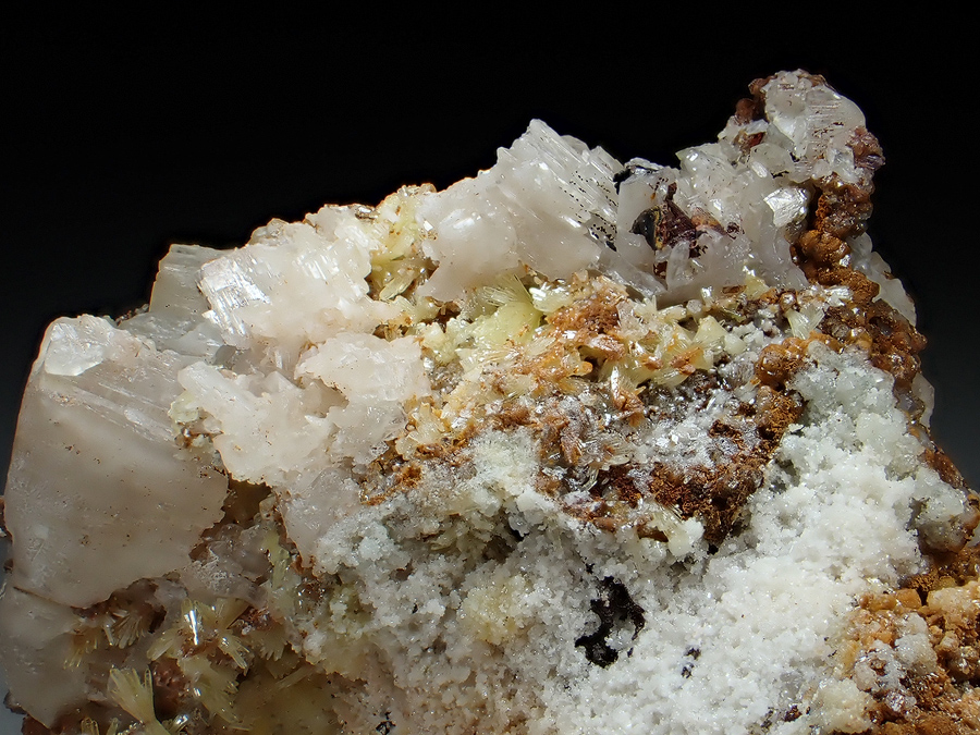 Mimetite & Cerussite