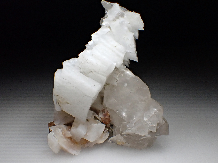 Adularia & Epidote & Quartz