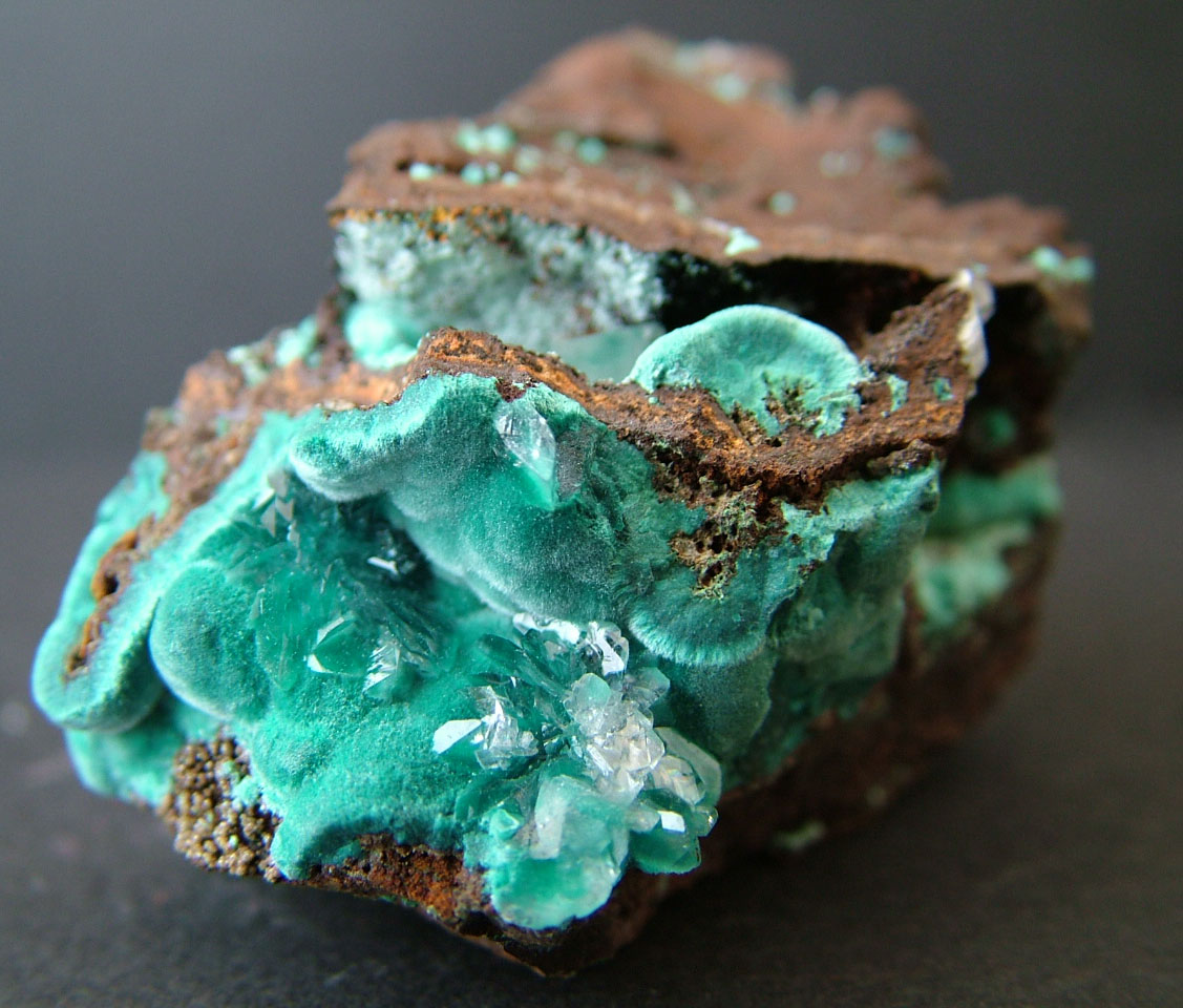 Rosasite