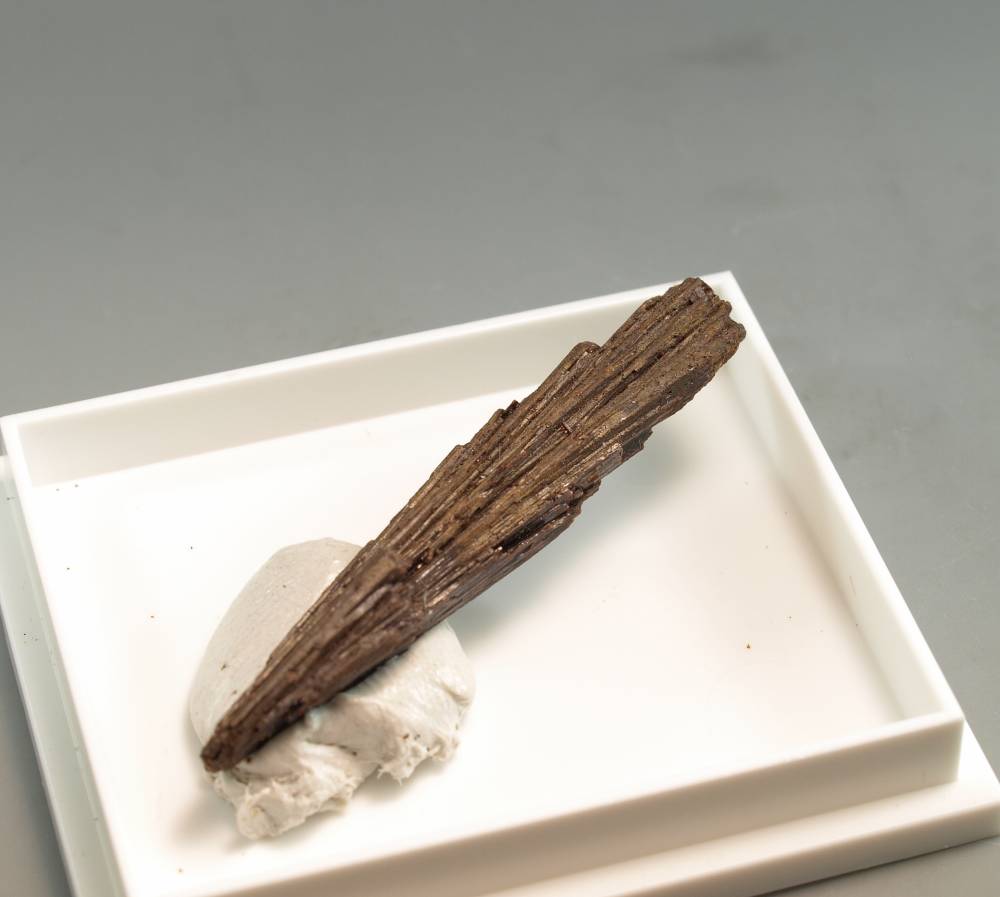 Lefontite