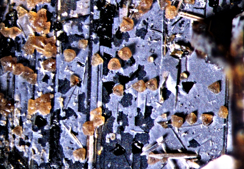 Sérandite Ancylite-(Ce) Pyrochlore & Aegirine