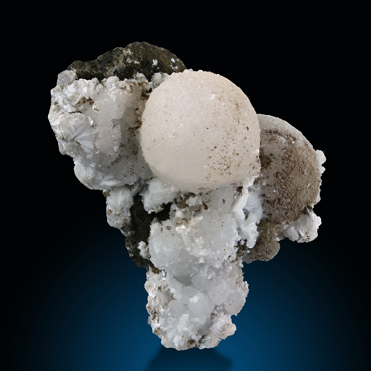 Thomsonite & Apophyllite