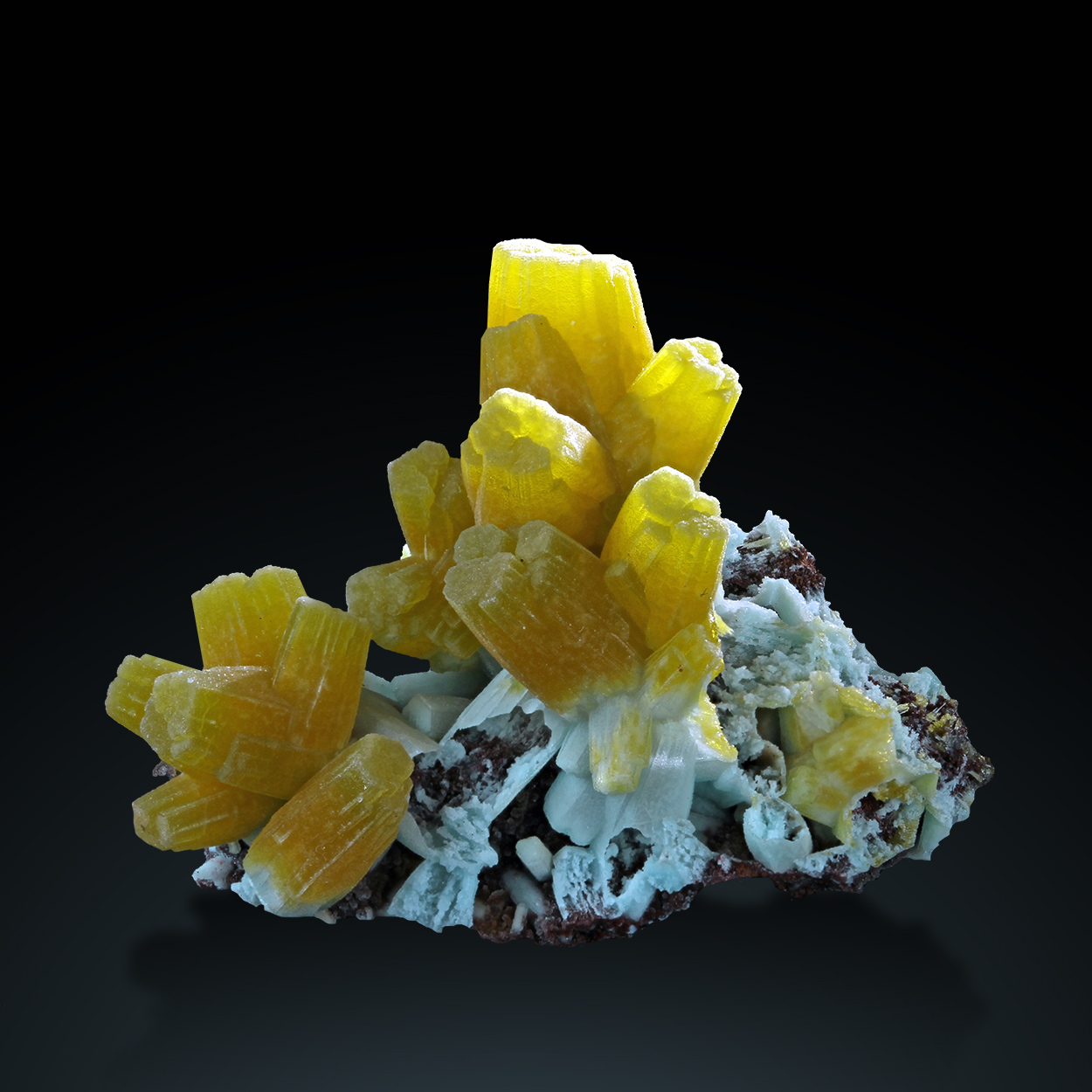 Pyromorphite & Plumbogummite