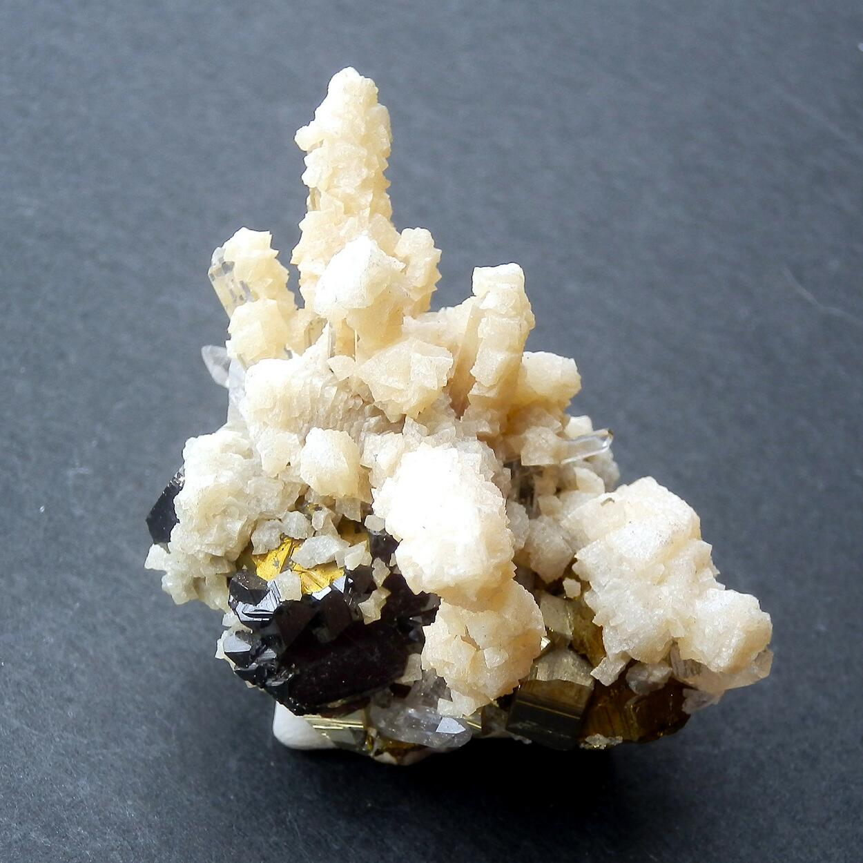 Ankerite & Pyrite & Sphalerite