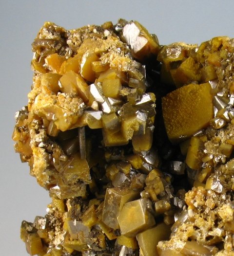 Wulfenite