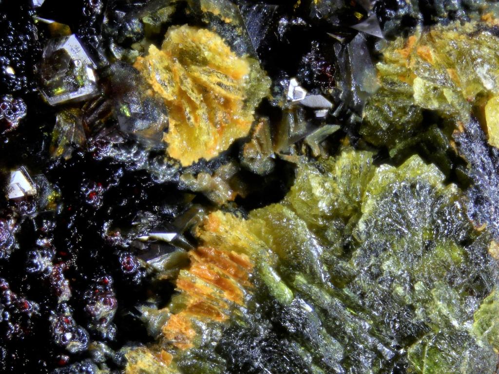 Kintoreite & Pattersonite