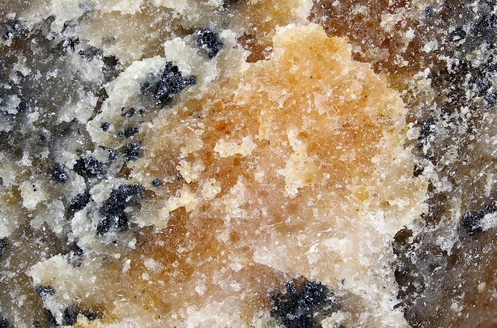 Johninnesite