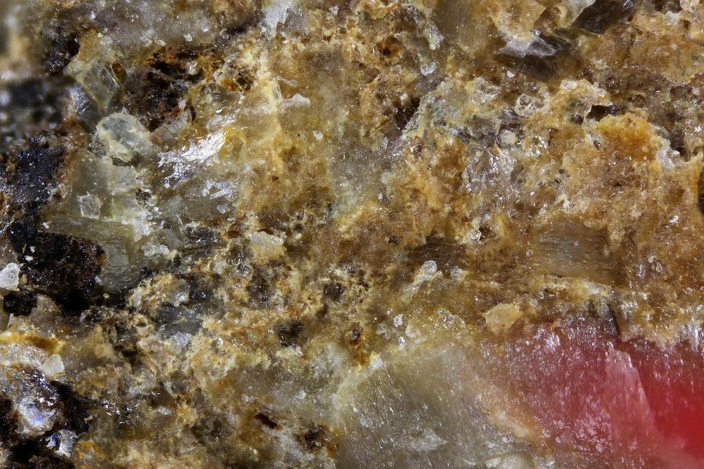 Sahamalite-(Ce)