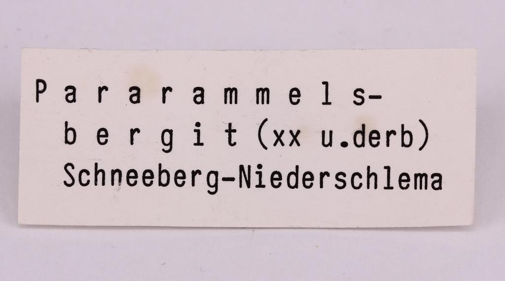 Pararammelsbergite