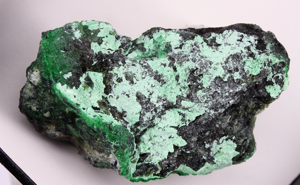 Hellyerite