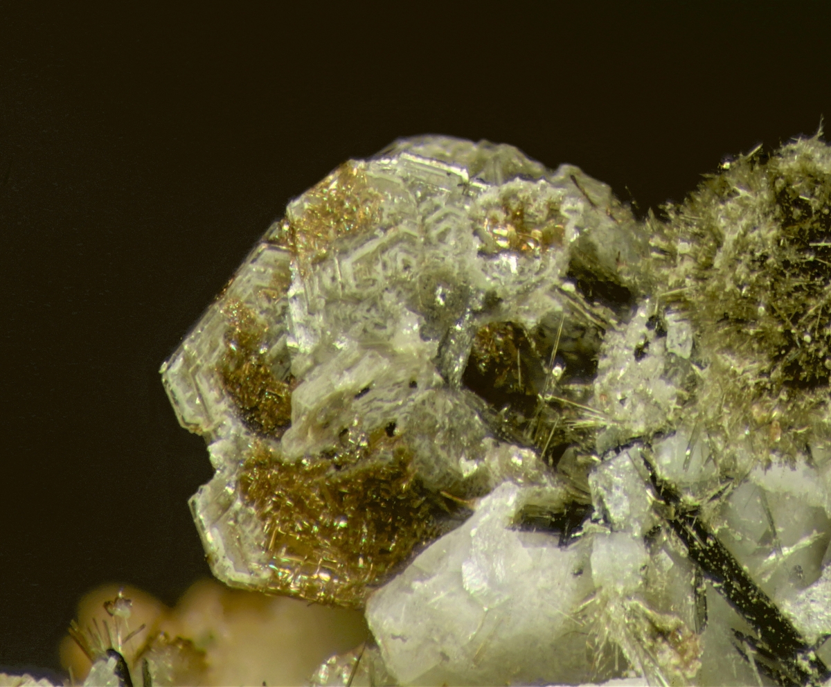 Cordylite-(Ce) & Parisite-(Ce) With Catapleiite