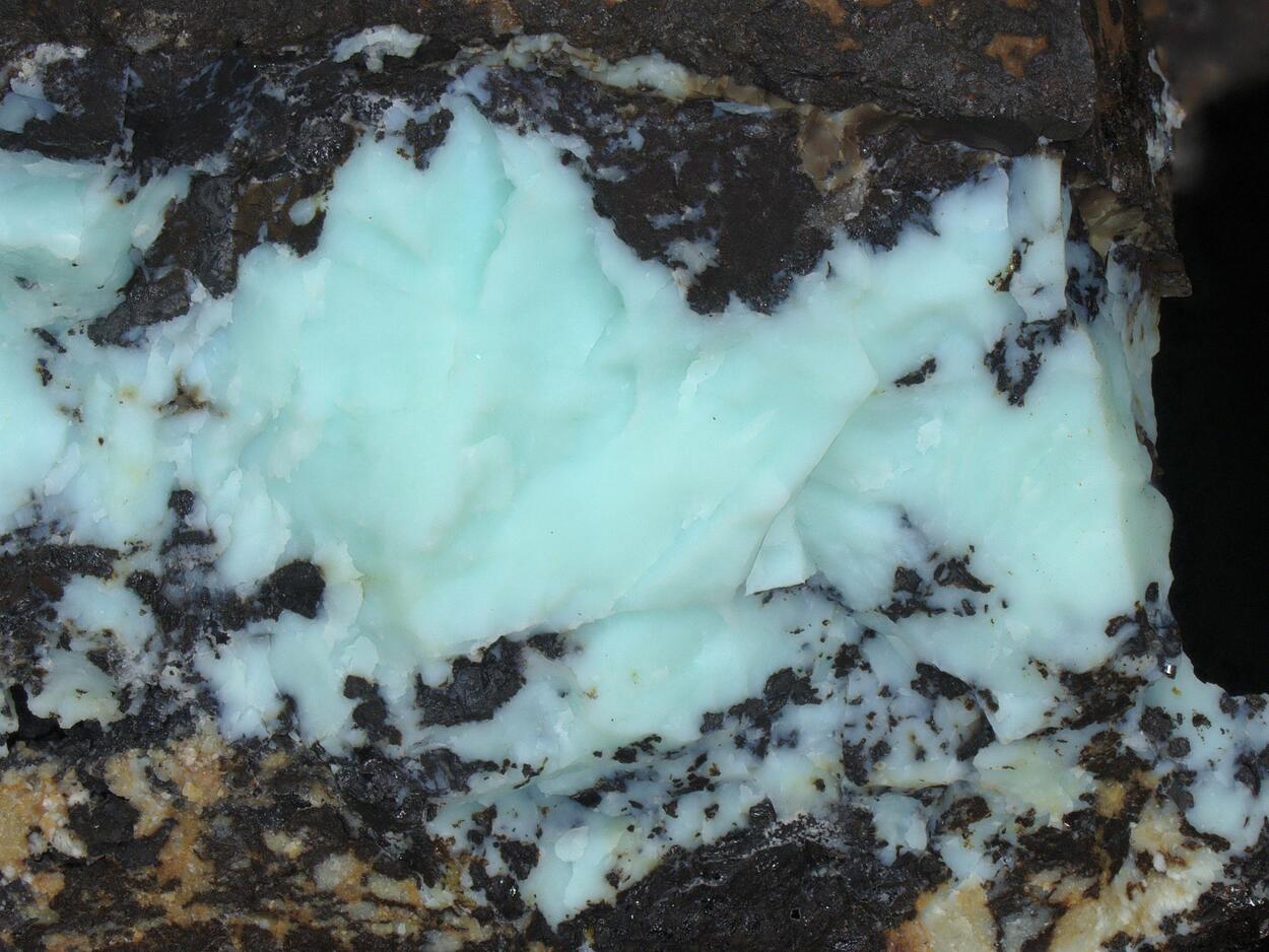 Fraipontite
