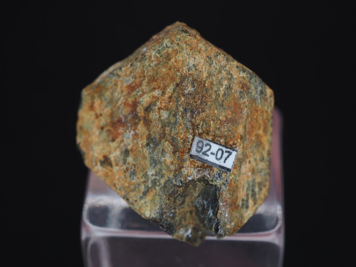 Kenoplumbomicrolite