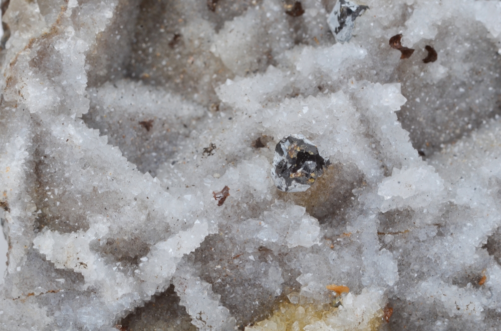 Quartz Psm Psm Fluorite With Sphalerite & Brianyoungite