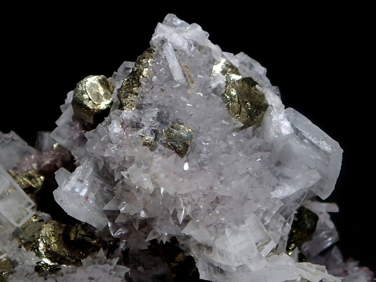 Calcite Baryte & Pyrite