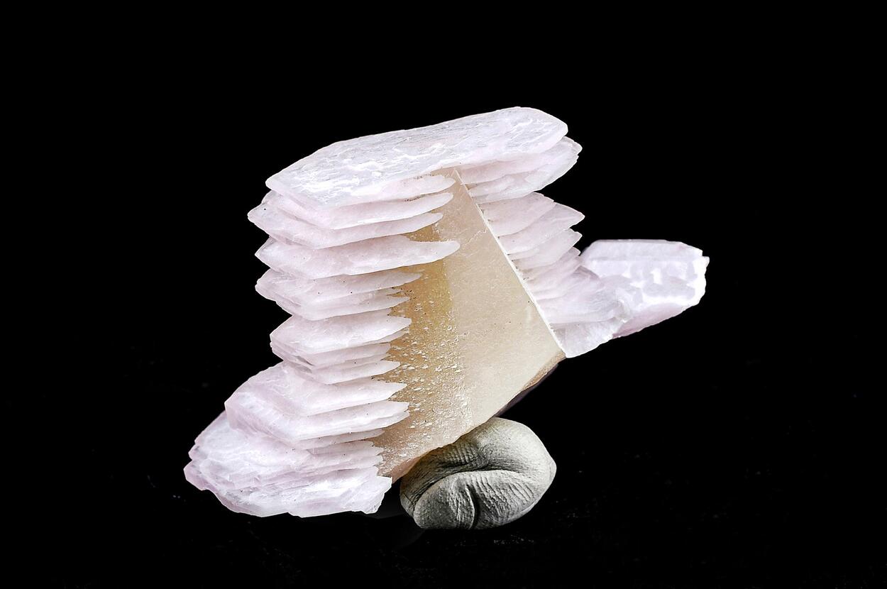 Manganoan Calcite On Calcite