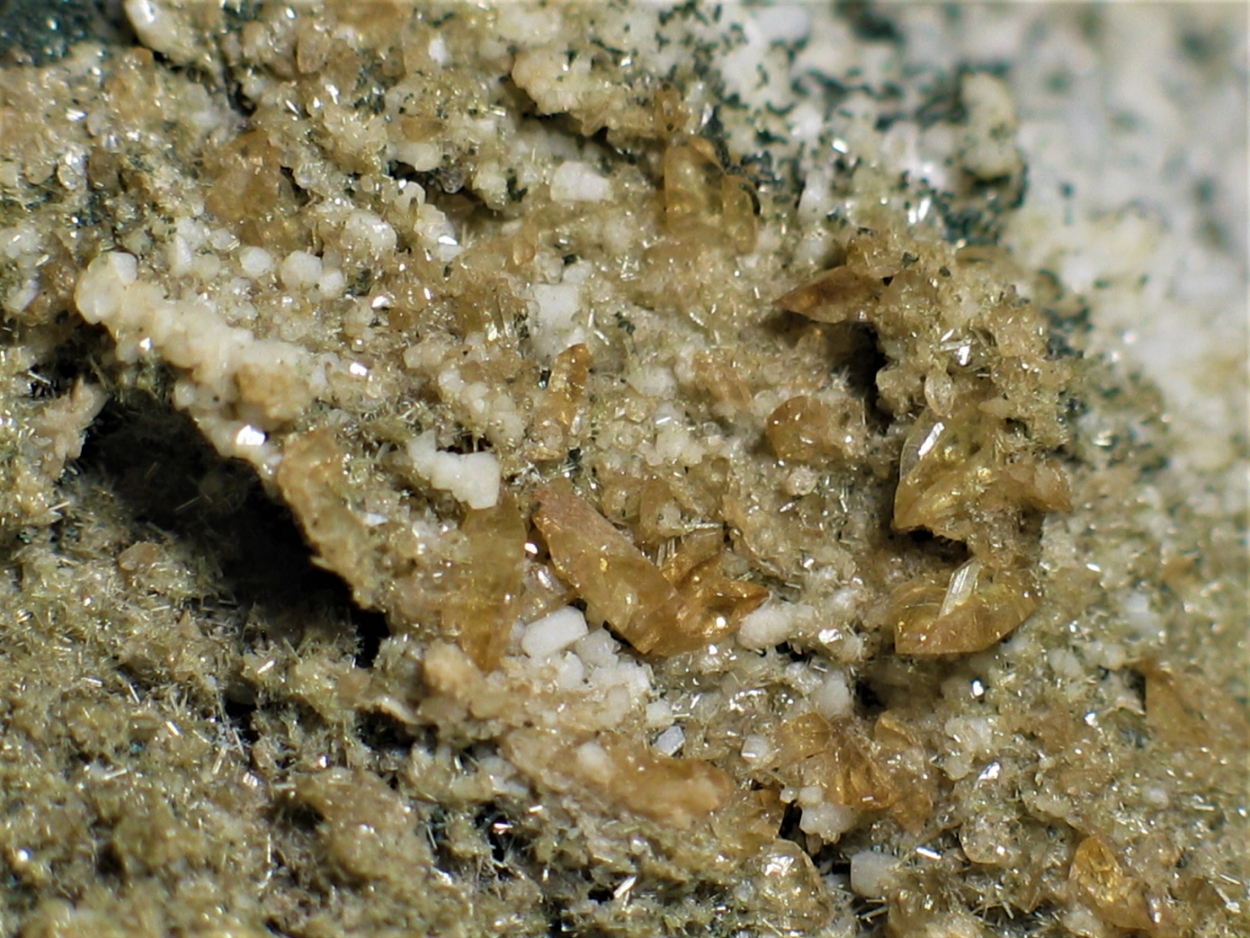 Titanite On Zoisite
